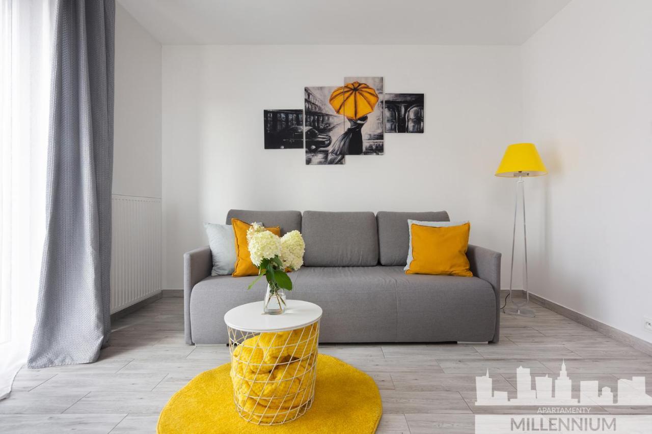 Millennium Manufaktura Yellow Varsovie Extérieur photo
